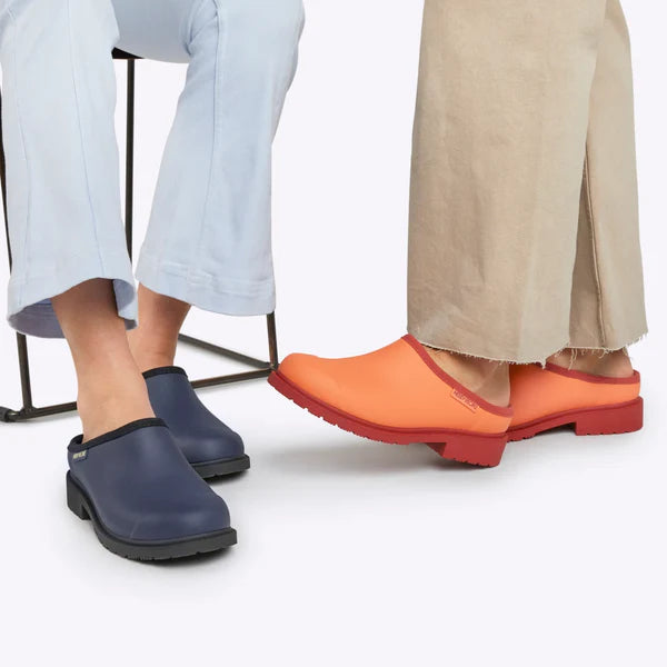 Merry People Billie Clog in Midnight Blue