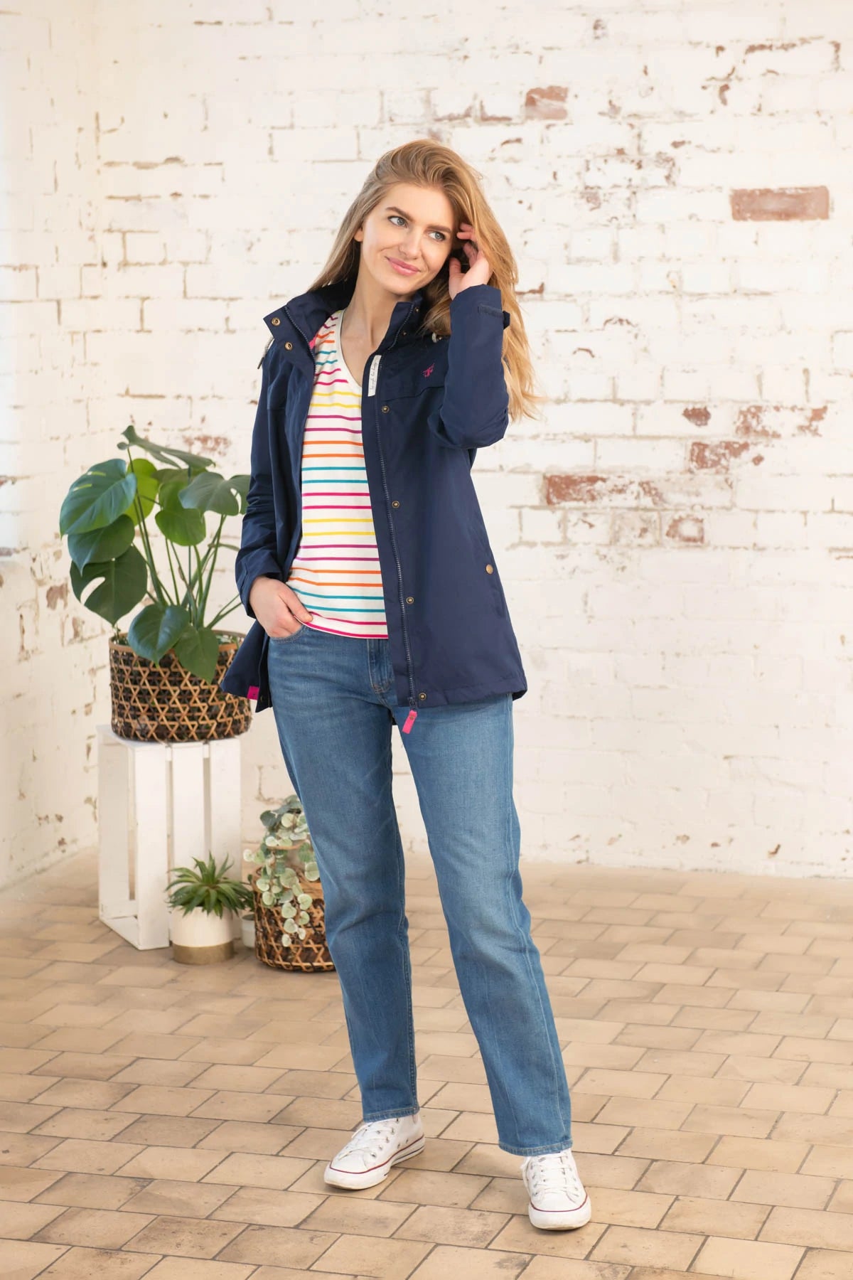 Lighthouse Ladies Beachcomber Jacket - Navy @ millscountrystore.com