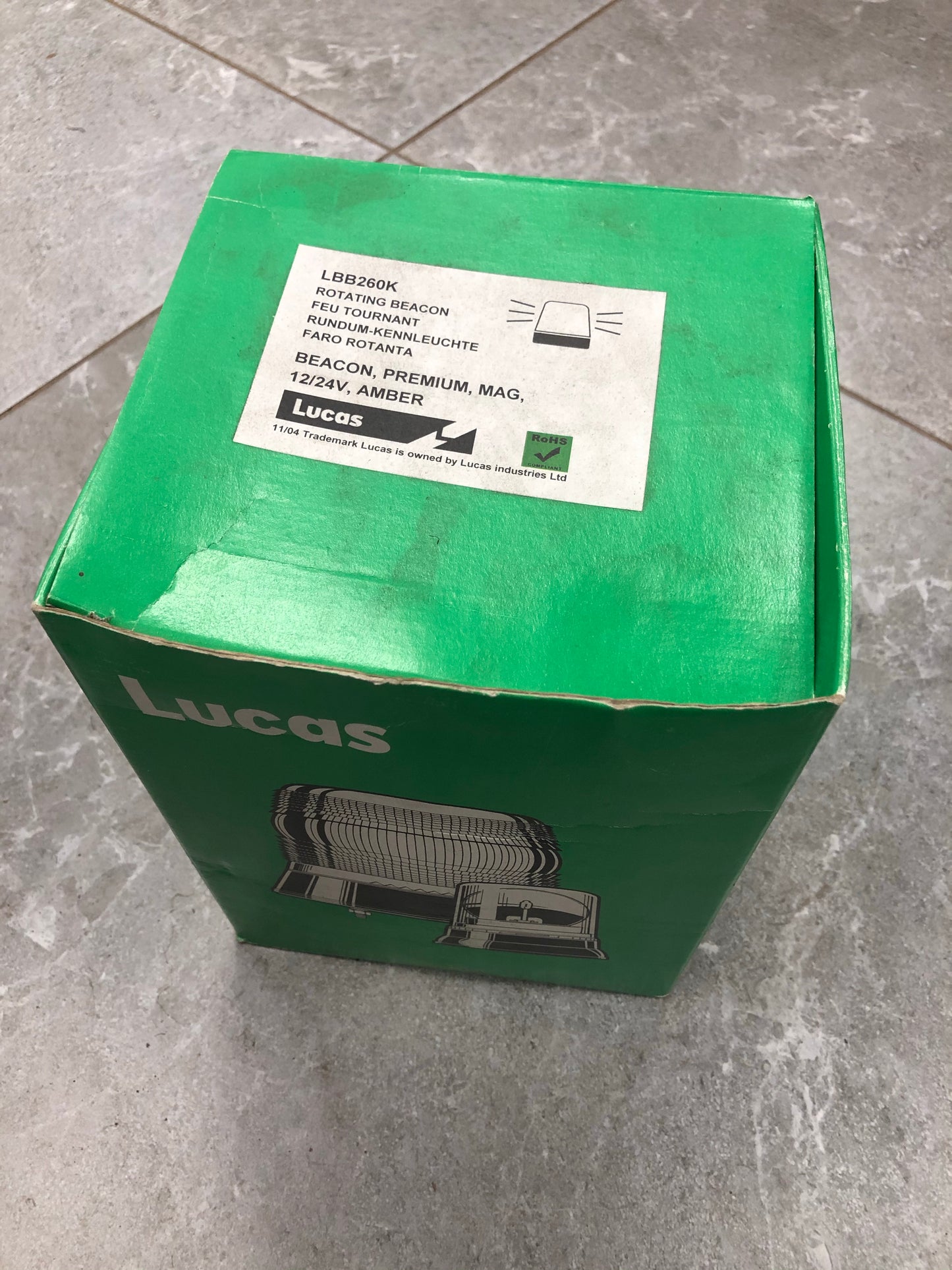 Lucas LBB260K Rotating Beacon Lamp feu Tournant 12/24V Magentic Amber @ millscountrystore.com