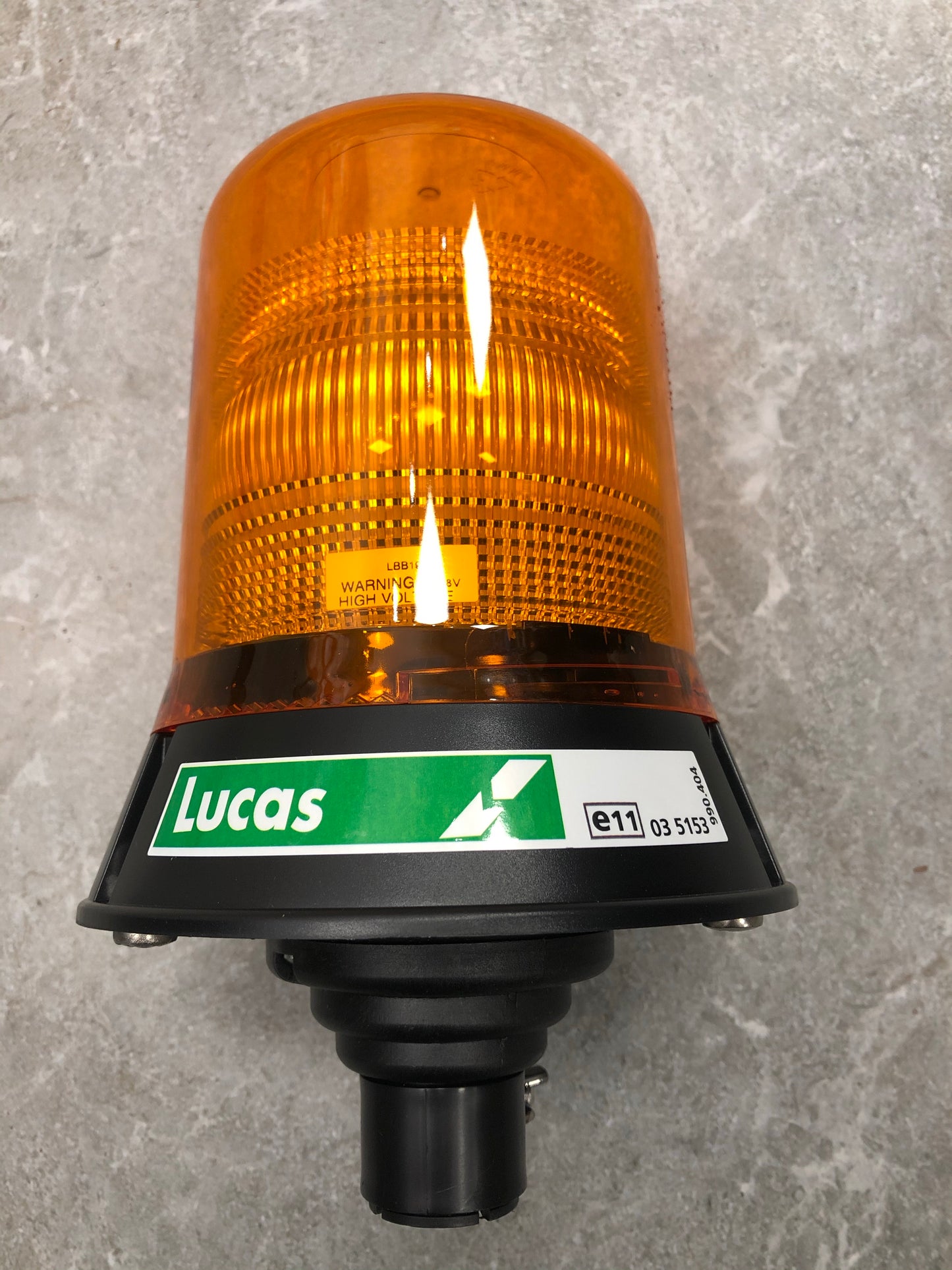 Lucas LBB191 Beacon Lamp feu Tournant 10/48V Xenon Din Amber @ millscountrystore.com