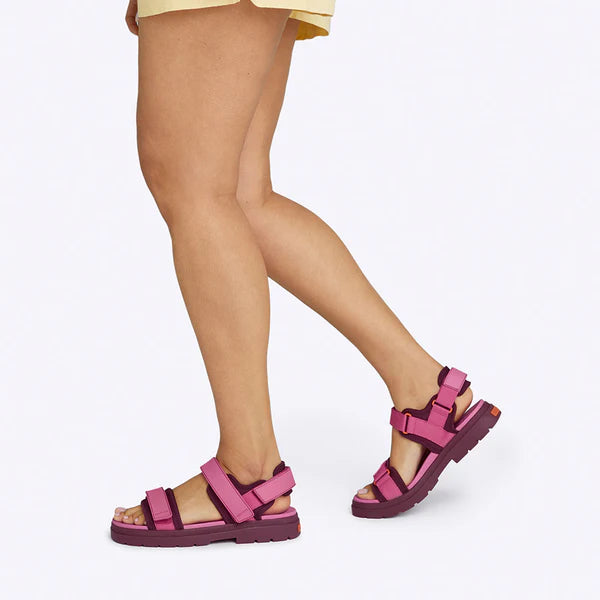 Merry People Lochie Sandal in Mixed Berry