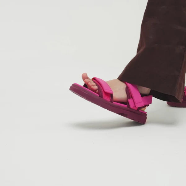 Merry People Lochie Sandal in Mixed Berry