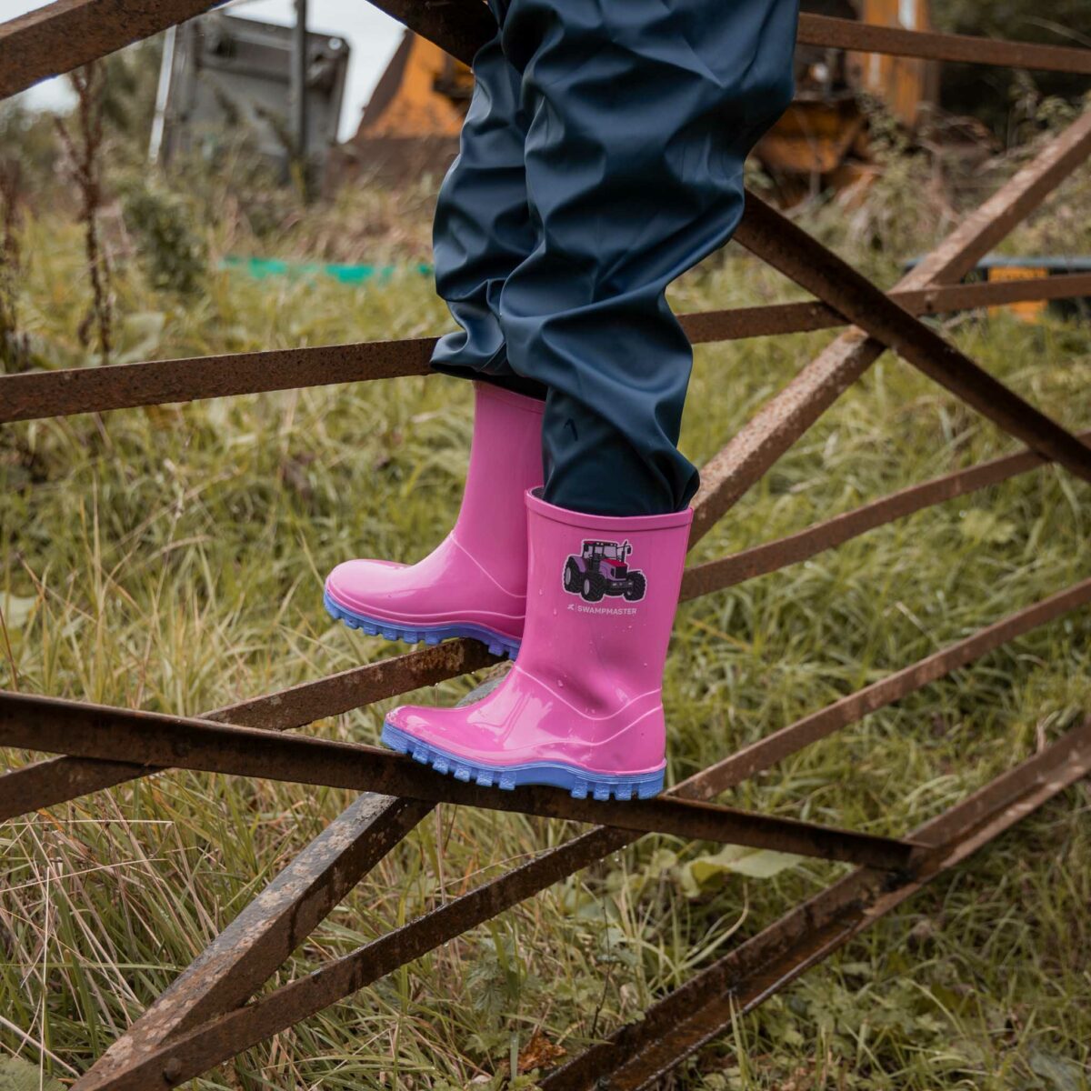 Swampmaster Junior Tractor Wellington Boot in Pink / Lilac