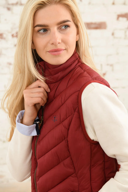 Lighthouse Laurel Gilet in Maroon