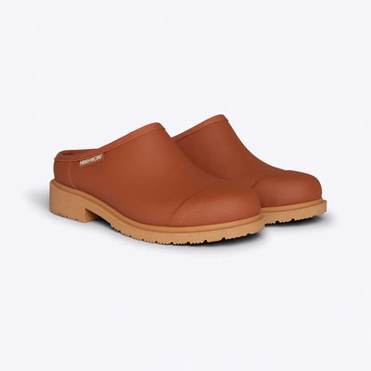 Merry People Billie Clog in Rust