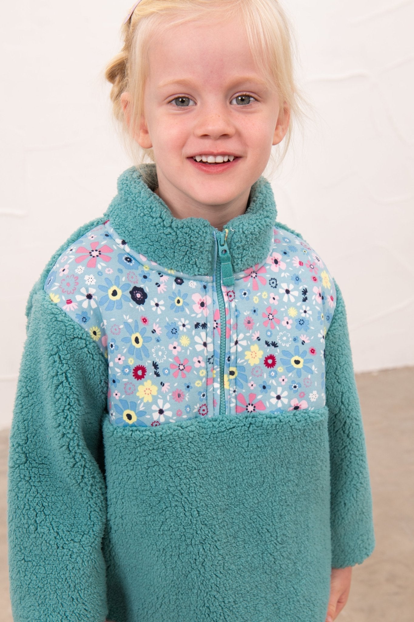 Lighthouse Cassie Fleece - Teal Floral