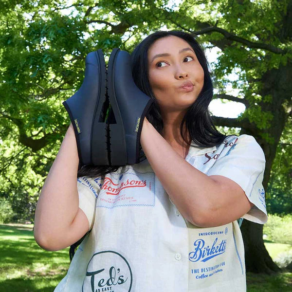 Merry People Billie Clog in Midnight Blue
