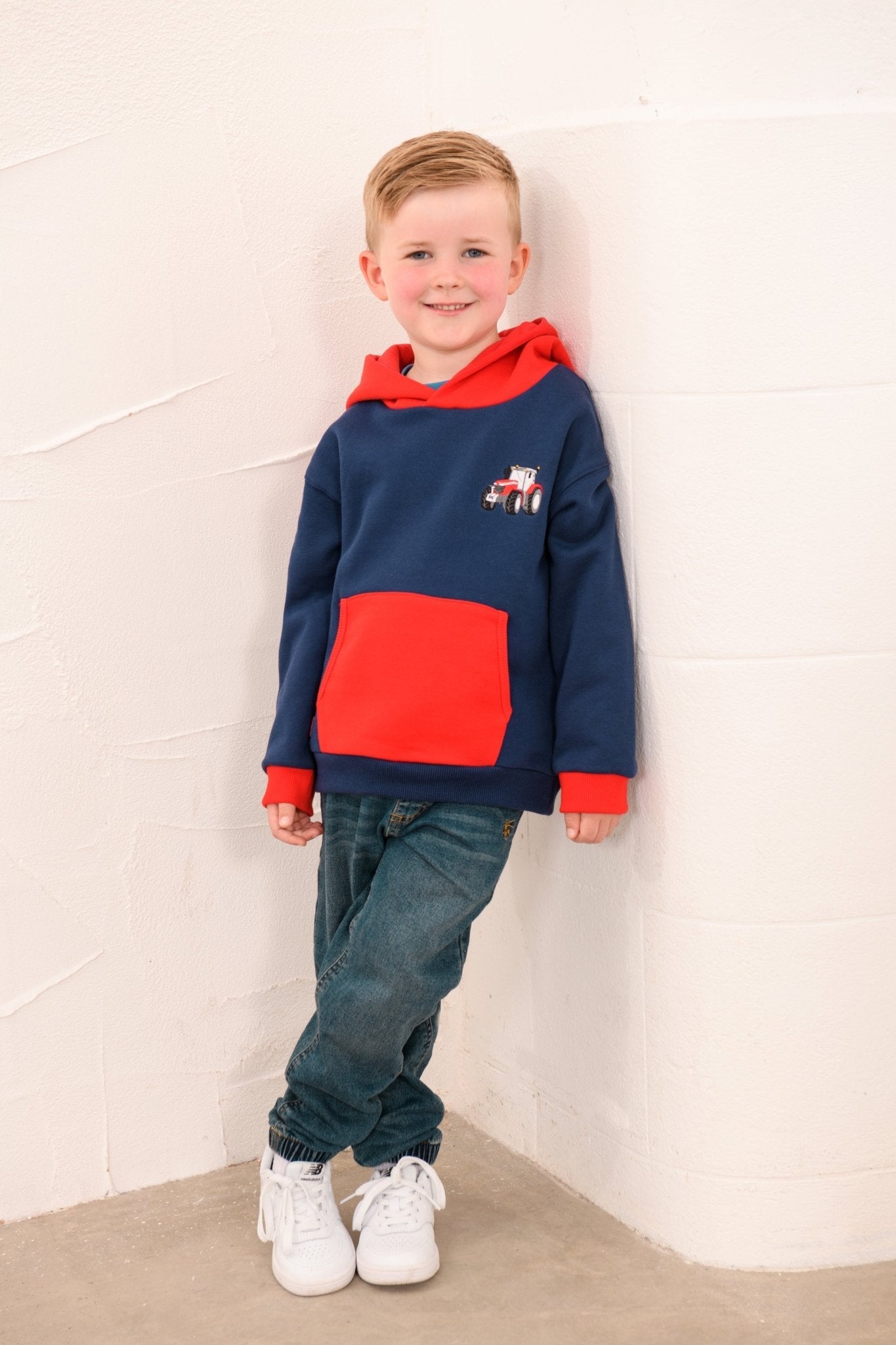Lighthouse Jasper Hoddie - Red Tractor