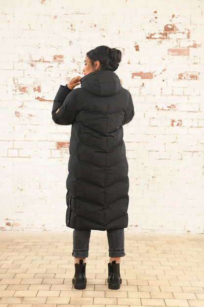 Lighthouse Savannah Long Coat  - Black