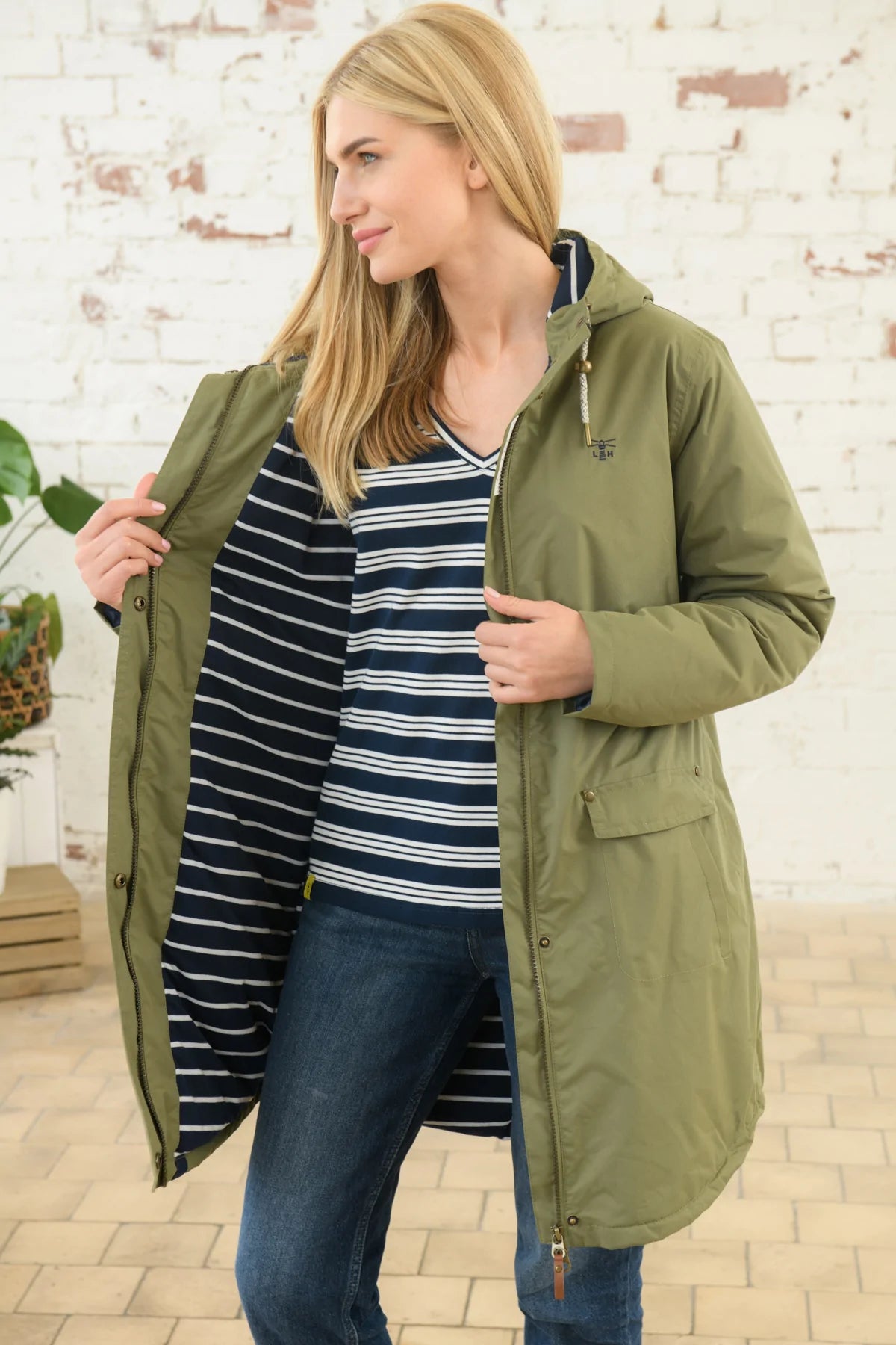 Lighthouse Iona Long Jacket in Khaki