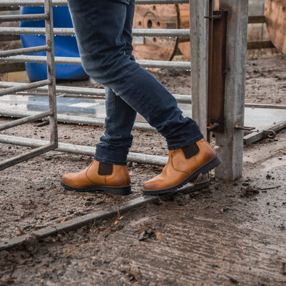 Xpert Heritage Saddler Dealer Boots Tan @ Mills Country Store
