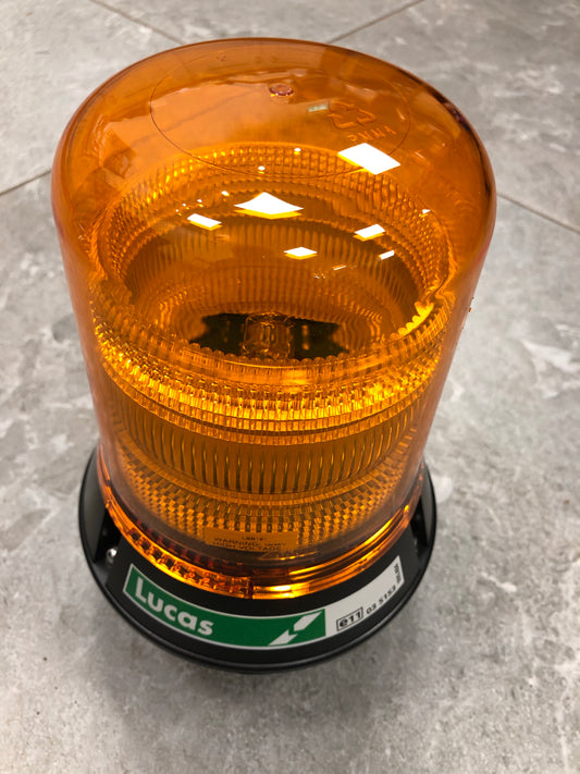 Lucas LBB191 Beacon Lamp feu Tournant 10/48V Xenon Din Amber @ millscountrystore.com