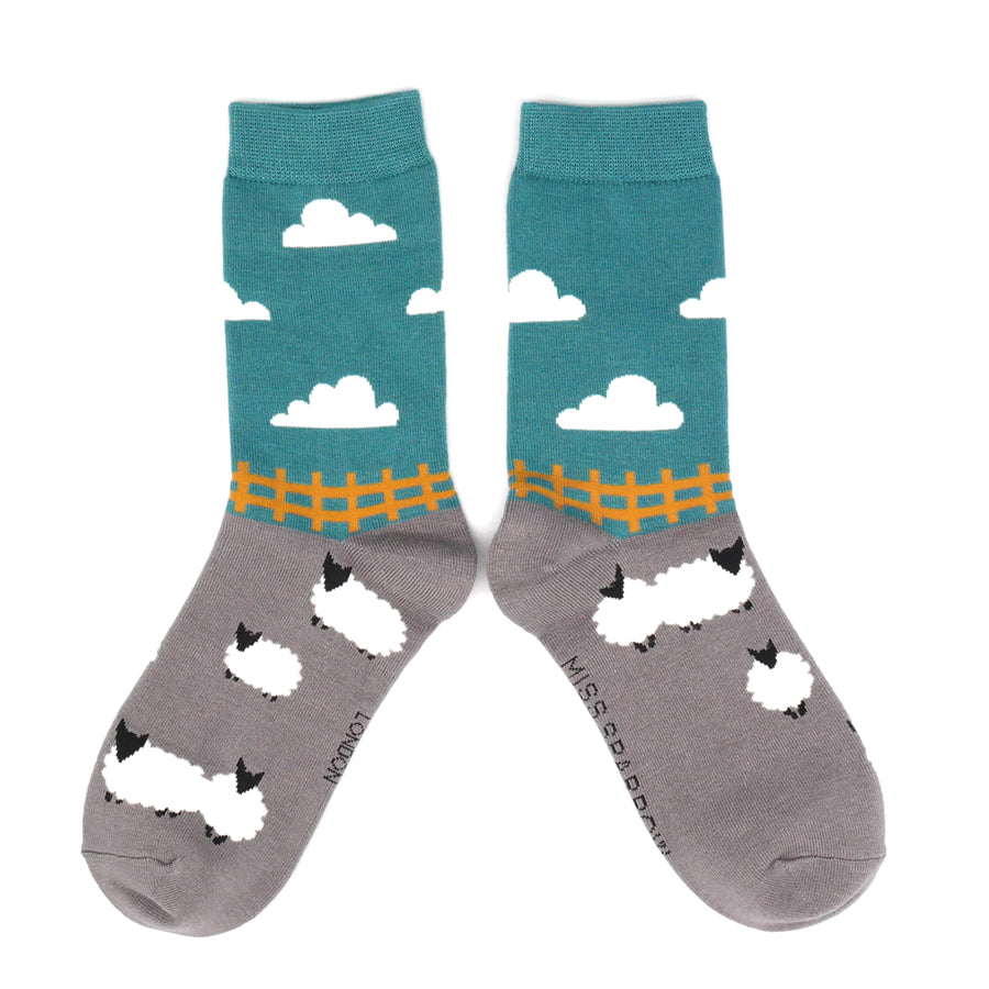 Miss Sparrow  Sheep Meadow Grey Socks